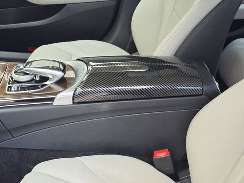 Used 2015 Mercedes-Benz C 300 Sedan image 9
