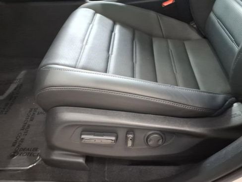 Certified 2026 Honda CR-V EX-L image 13