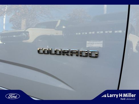 Used 2016 Chevrolet Colorado LT w/ LT Convenience Package image 23