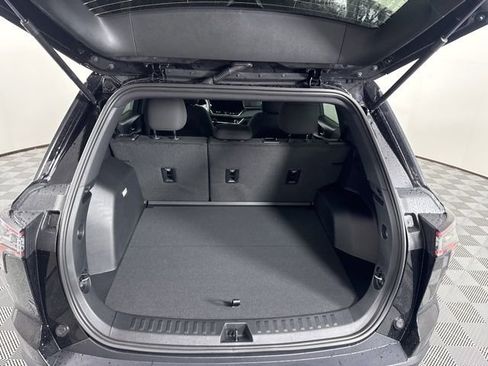 New 2026 Chevrolet Equinox LT w/ Midnight Edition FWD image 14