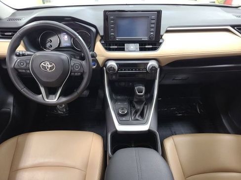 Certified 2022 Toyota RAV4 XLE Premium AWD/4WD image 25
