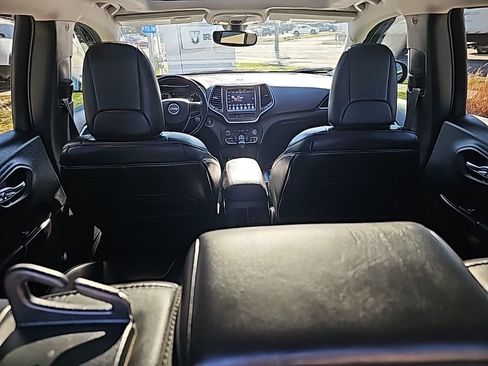 Used 2019 Jeep Cherokee Trailhawk w/ Comfort/Convenience Group image 21