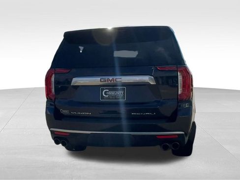 Used 2023 GMC Yukon XL Denali image 7