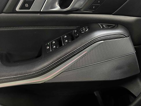 Used 2020 BMW X5 sDrive40i w/ M Sport Package image 72