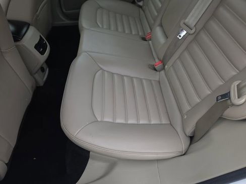 Used 2020 Ford Fusion SEL image 28