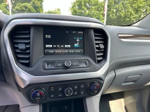 Used 2019 GMC Acadia SLE FWD image 15