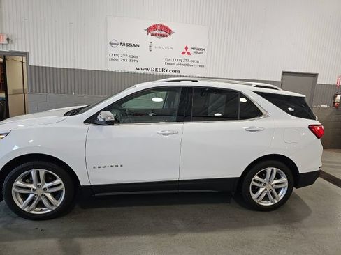 Used 2019 Chevrolet Equinox Premier w/ LPO, Floor Liner Package AWD/4WD image 6
