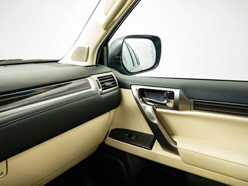 Certified 2023 Lexus GX 460 Premium AWD/4WD image 41