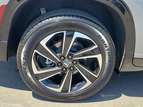 Used 2026 Buick Enclave Sport Touring w/ Power Package FWD image 6