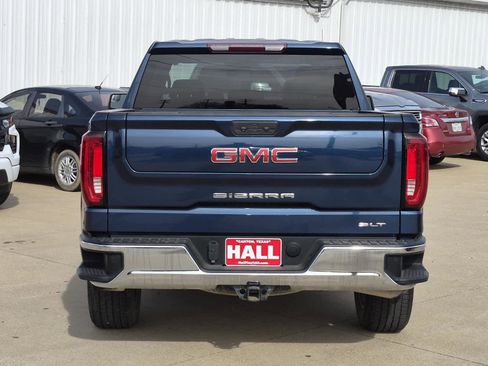 Certified 2022 GMC Sierra 1500 SLT w/ SLT Convenience Package image 5