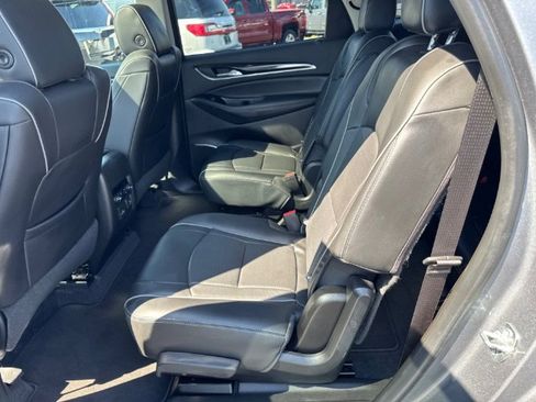 Used 2019 Buick Enclave Avenir w/ Avenir Technology Package image 12