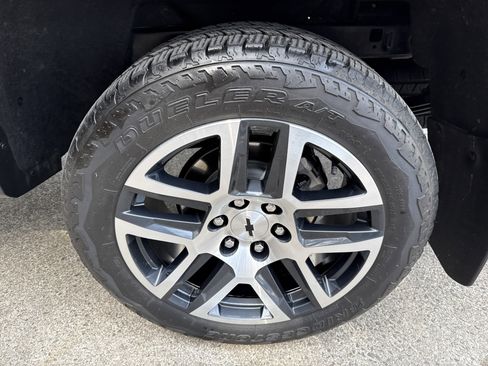 Used 2023 Chevrolet Colorado Z71 w/ Advanced Trailering Package image 18