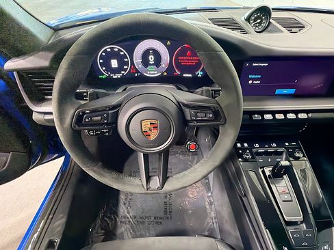 Used 2025 Porsche 911 Carrera 4 GTS image 35