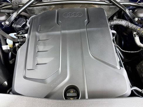 New 2025 Audi Q5 Premium Plus image 22