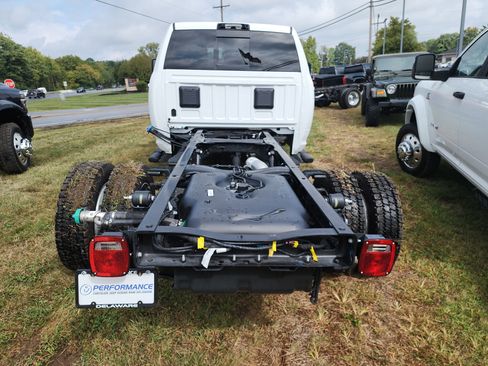 New 2026 RAM 5500 Laramie w/ Laramie Trim Package image 32