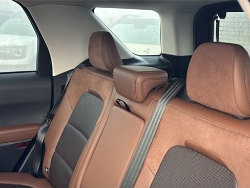 Used 2024 Ford Bronco Sport Badlands w/ Premium Package image 27