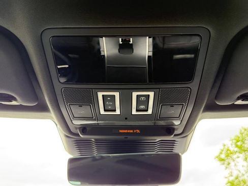 Certified 2026 Land Rover Range Rover Evoque S AWD/4WD image 27