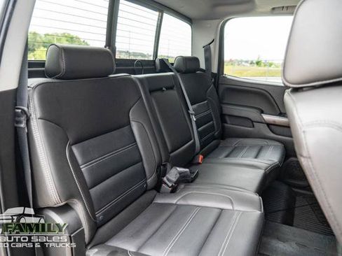 Used 2019 GMC Sierra 2500 Denali w/ Duramax Plus Package AWD/4WD image 28