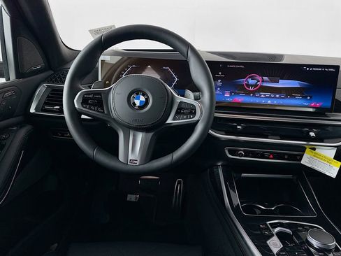 New 2026 BMW X7 xDrive40i w/ M Sport Package image 19