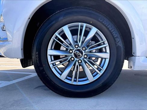 Certified 2019 INFINITI QX80 Luxe w/ All-Season Package image 12