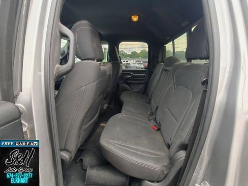 Used 2019 RAM 1500 Big Horn AWD/4WD image 18