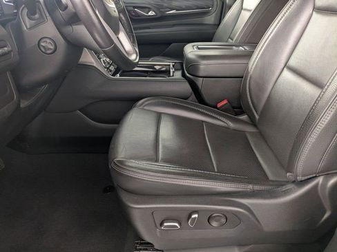 Certified 2023 GMC Yukon XL Denali image 17