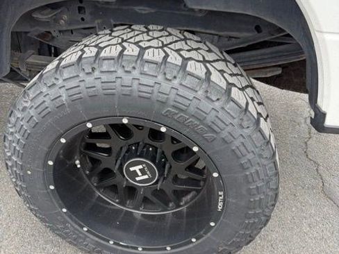 Used 2020 Ford F350 Platinum AWD/4WD image 9