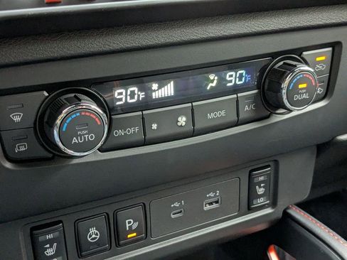 New 2026 Nissan Frontier PRO-4X w/ Pro-4x Convenience Package image 21