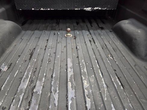 Used 2011 GMC Sierra 2500 SLT w/ SLT Convenience Package image 30