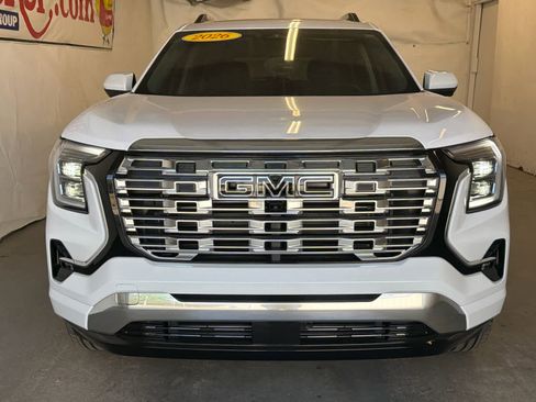Used 2026 GMC Terrain Denali image 3