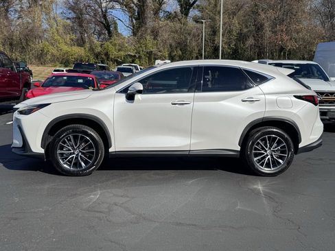 Used 2022 Lexus NX 250 FWD image 3