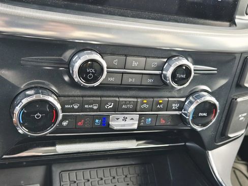 Used 2024 Ford F150 Lariat w/ Bed Utility Package AWD/4WD image 14