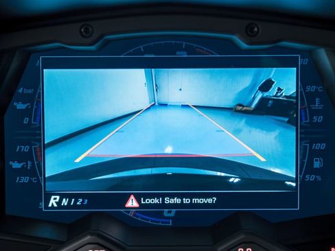 Used 2018 Lamborghini Aventador S image 18