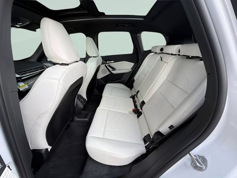 New 2026 BMW X1 xDrive28i w/ Technology Package AWD/4WD image 22
