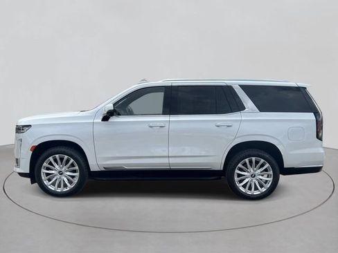 Certified 2024 Cadillac Escalade Luxury AWD/4WD image 2
