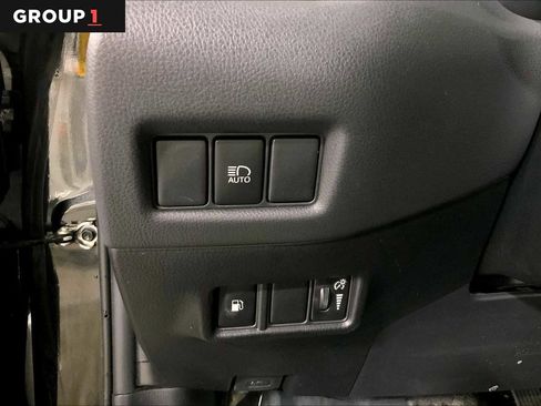 Used 2021 Toyota C-HR Nightshade image 34