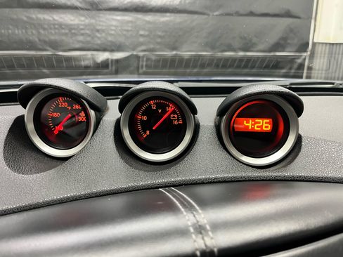 Used 2016 Nissan 370Z Coupe image 12