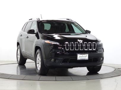 Used 2018 Jeep Cherokee Latitude Plus w/ Cold Weather Group