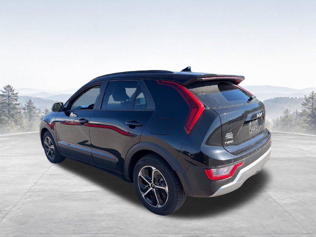 Used 2025 Kia Niro EX FWD image 7