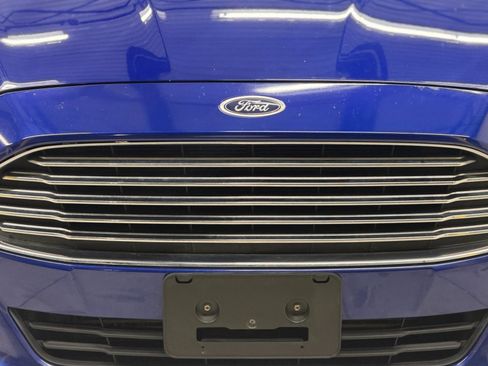 Used 2014 Ford Fusion SE FWD image 5