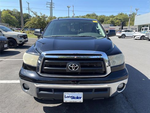 Used 2010 Toyota Tundra 4x4 Double Cab w/ TRD Off-Road Pkg image 8