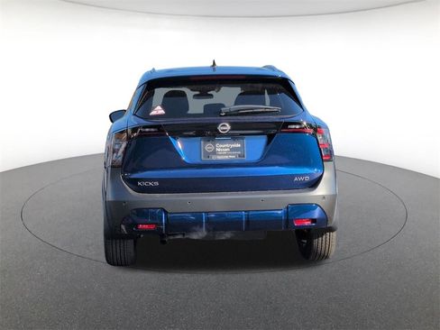 New 2026 Nissan Kicks SV image 6