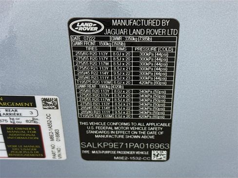 Used 2023 Land Rover Range Rover SE image 33