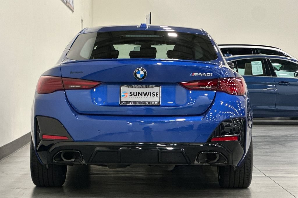 Used 2026 BMW M440i w/ Premium Package RWD image 5