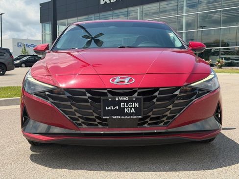 Used 2023 Hyundai Elantra Limited FWD image 2