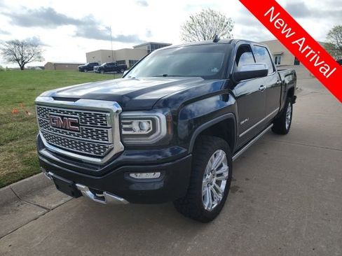 Used 2018 GMC Sierra 1500 Denali w/ Denali Ultimate Package image 8