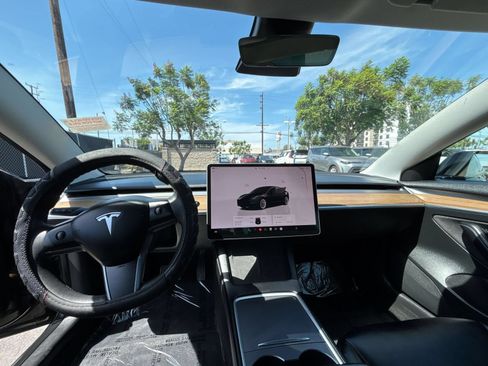 Used 2023 Tesla Model 3 Standard Range RWD image 25