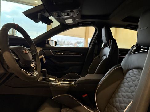 New 2026 Cadillac CT5 V Blackwing image 11