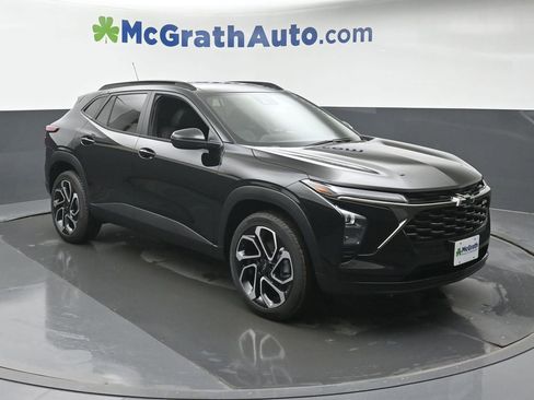 New 2026 Chevrolet Trax RS w/ Driver Confidence Package FWD image 2