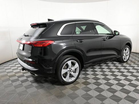 New 2025 Audi Q5 2.0T Premium Plus image 3